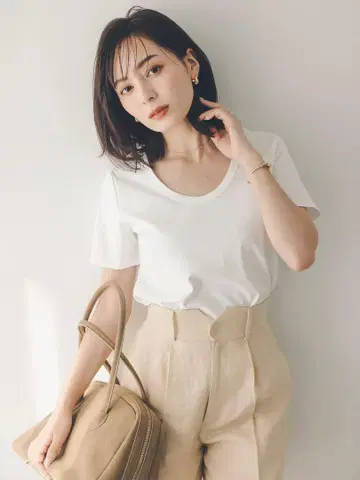 [미사용 새상품] 아뉴앙스 실크 터치 코튼 U넥 T