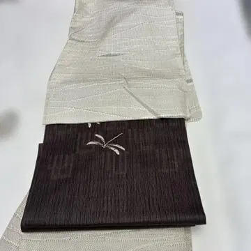 가로 줄무늬 단의 순수 실크 기모노 화장 65