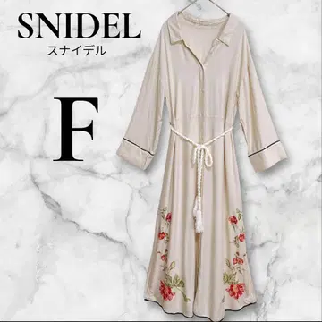[ 특가 ] SNIDEL 스나이델 꽃무늬 드레이프감 롱 원피스 아이보리