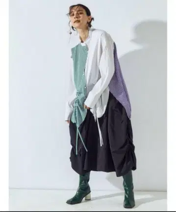 UN3D. 사이드 개더 볼륨 스커트 36 블랙