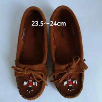 미네통카 23.5~24 MINNETONKA 프린지 모카신