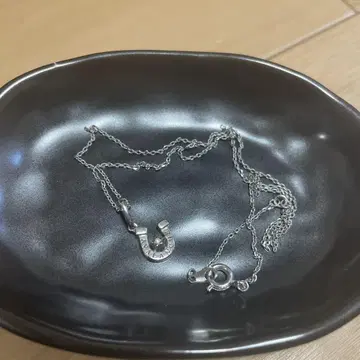 AVALANCHE 목걸이