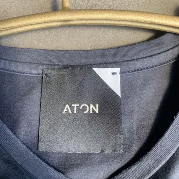ATON 에이톤 민소매 원피스