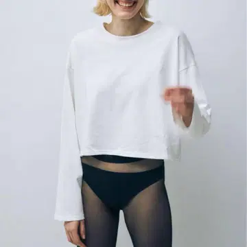 Gajess 크롭 롱 슬리브 Tee