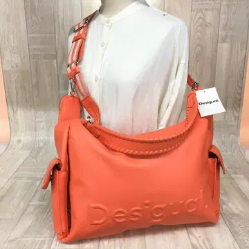 Desigual 로고 맥시 숄더백 오렌지 비라민 컬러