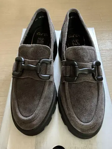 ara 스웨이드 로퍼 새상품