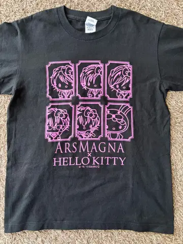 새상품급*알스마그나 ARS MAGNA x 헬로키티 티셔츠 S 사이즈