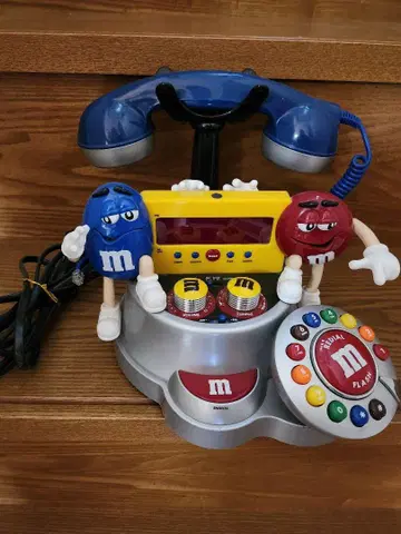 M&M's 전화