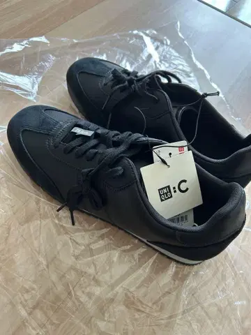 25AW 유니클로C 스웨이드 콤비네이션 스니커즈 BLACK 28cm