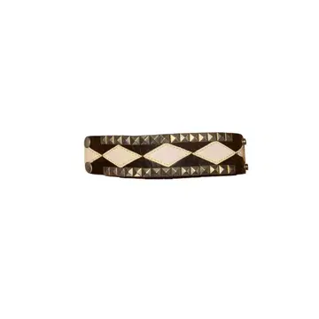 Vintage Studs Design Leather Bangle