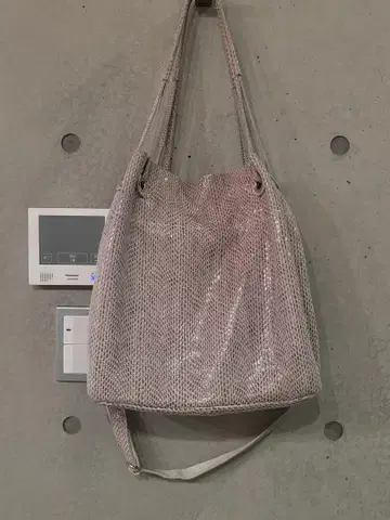 Y2K 베이지 메쉬 토트백