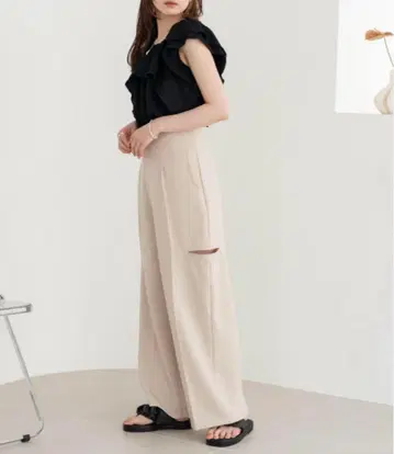 hinari 사이드 컷 아웃 팬츠