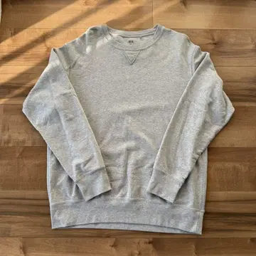 UNIQLO 그레이 크루넥 트레이닝복