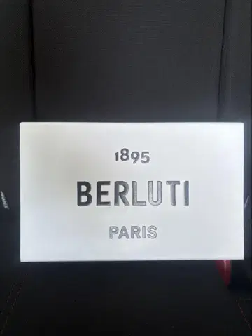 BERLUTI 1895 가죽 장지갑