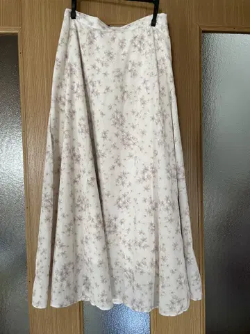 Noela 꽃무늬 플레어 롱 스커트
