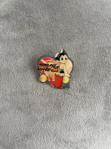 아톰 하트형 핀 배지 약 4cm