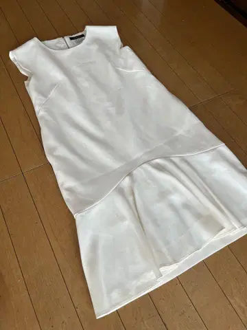 르네 Rene 원피스 아이보리