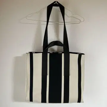 ZARA 스트라이프 토트백