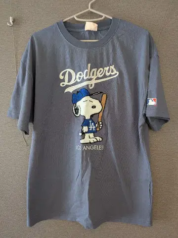 미사용 새상품 [ PEANUTS x MLB ] 티셔츠 다저스 스누피