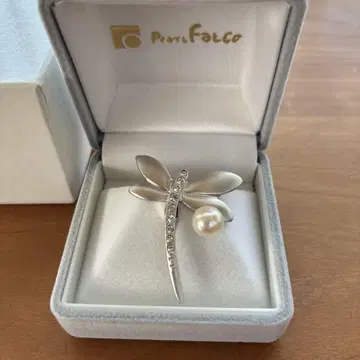 Pearifalco 잠자리 브로치 진주
