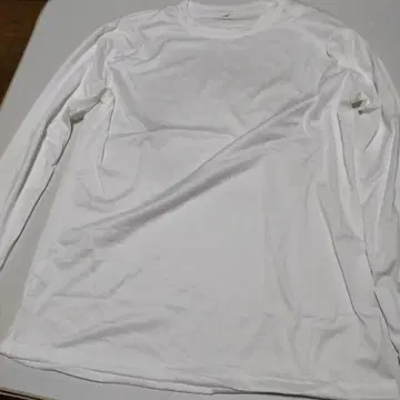 화이트 긴팔 T셔츠 XL