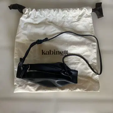 미사용에 가까운 카비네 Kabinett 숄더백 럭비백 블랙