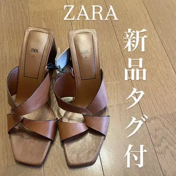 미사용 새상품! ZARA 자라 가죽 샌들