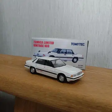토미카 리미티드 빈티지 네오 마쓰다 루체