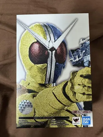 S.H.Figuarts 신골조제법 가면라이더 W 루나 트리거