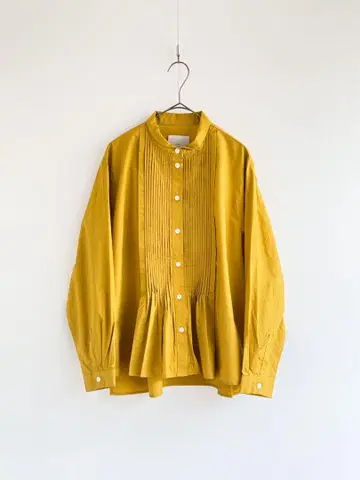ROBE de PEAU 핀턱 머스타드 셔츠 긴팔