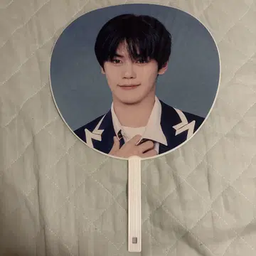 zb1 제베원 김규빈 부채