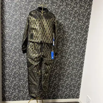 미사용 새상품 adidas 상하의 택 포함