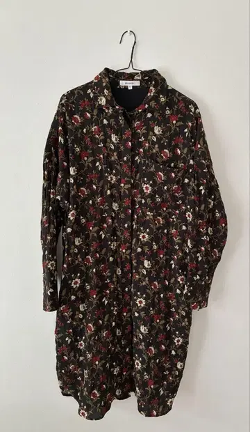꽃무늬 셔츠 원피스 블랙 계열 마우지 moussy