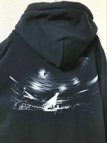 Creepy Nuts 크리피너츠 부도칸 사진 후드티 M