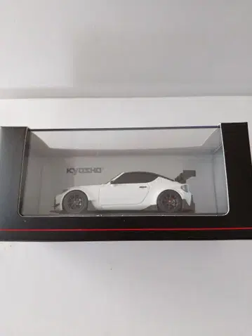 교쇼 1/43 도요타 S-FR 레이싱 컨셉 화이트 Kyosho