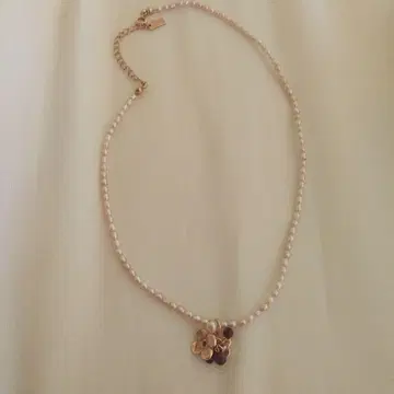 목걸이 PARISELLE