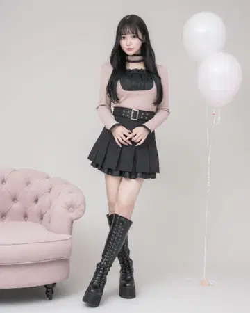 pium 피움 라운드 프릴 초커 티셔츠 pink