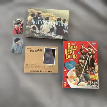 BOY NEXT DOOR CD + 포토 카드 세트