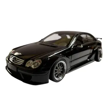 Kyoshi 1/18 Mercedes Benz CLK AMG DTM