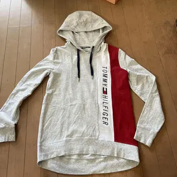 Tommy Hilfiger 후드티