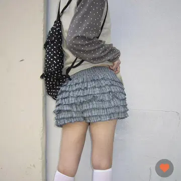 nugu 체크 티어드 프릴 숏팬츠