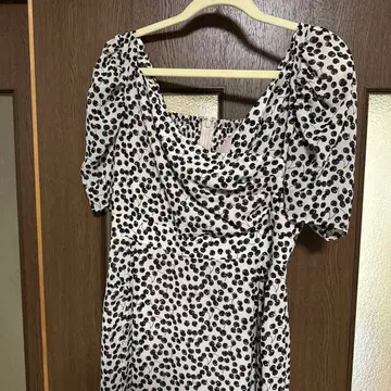 2022Cherry Pattern Cache-Coeur One-Piece