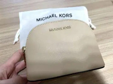 MICHAEL KORS JET SET TRAVEL 트래블 파우치