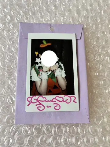 앳홈카페 메이드 본점 4층 푸카 할로윈 솔로 폴라로이드
