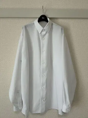 THE RERACS THE PERFECT SHIRT