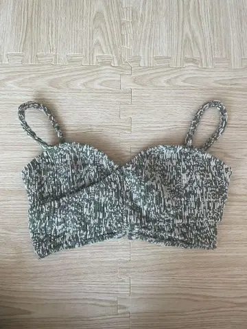 뮐러 요시오쿠보 니트 뷔스티에