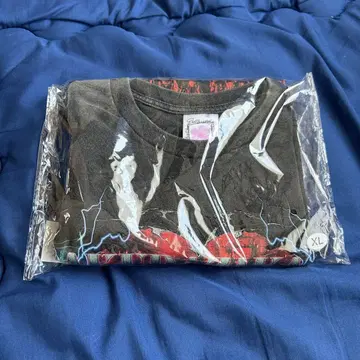사쿠라자카46 락 T셔츠 XL 사이즈