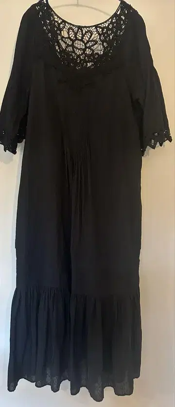 Sara Mallika Cotton BattenLaceDressBlack