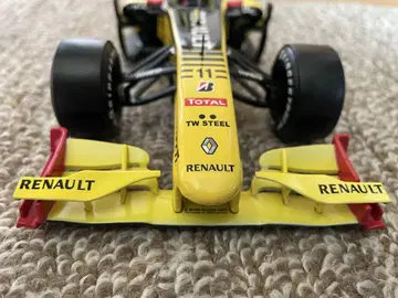 F1 르노 R30 1/18 쿠비카