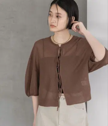 백리본 풀오버 5부 소매 정가 8,800엔